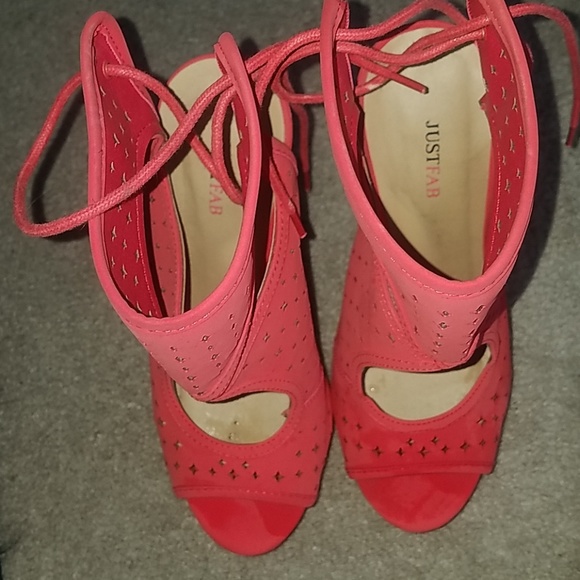 Heels - Picture 5 of 5